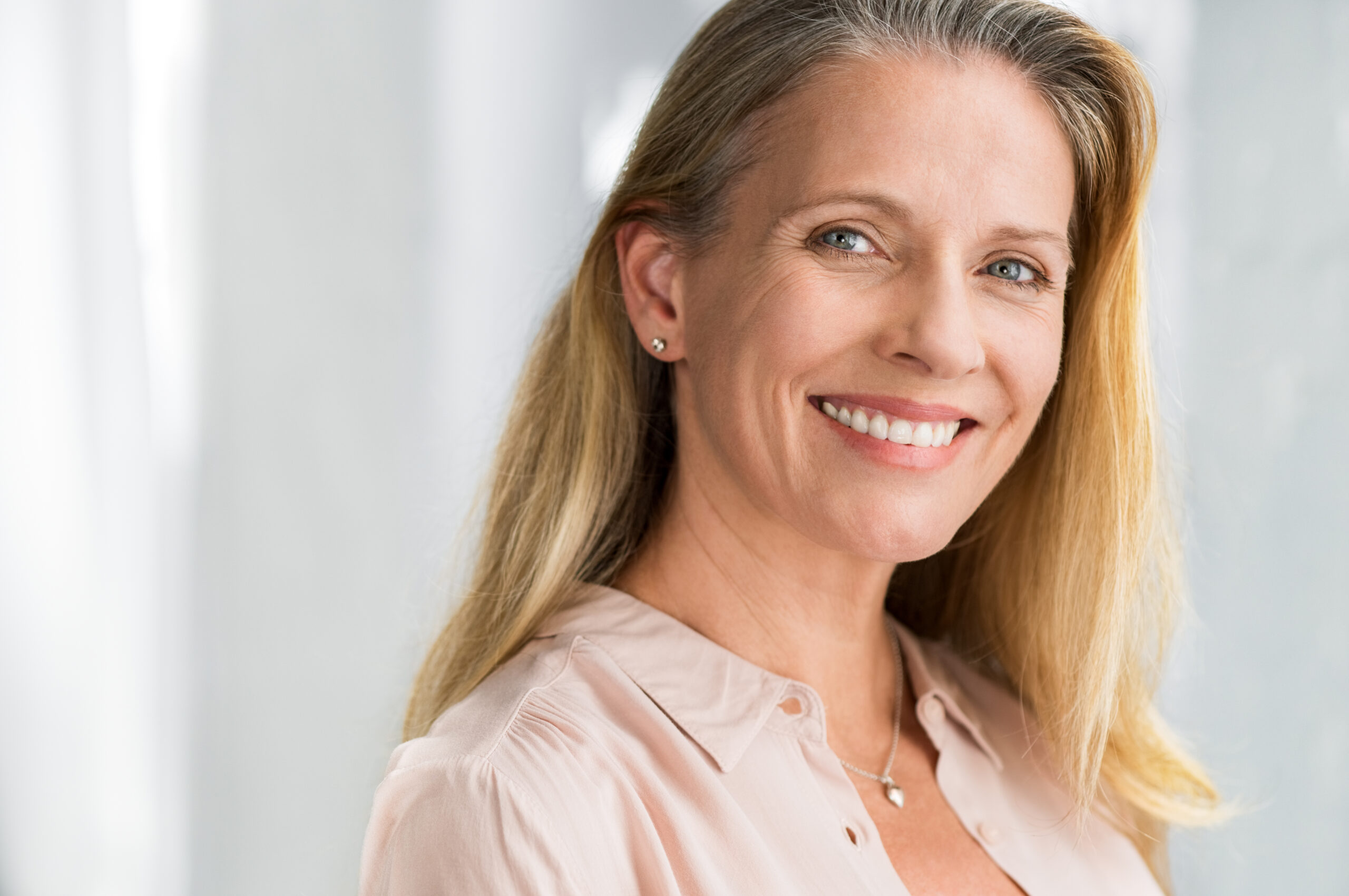 Considering Implant Dentures in Marble Hill, GA? Here’s What You Need to Know